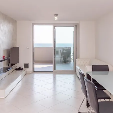 Attico La Vela Myho Casa * Montesilvano